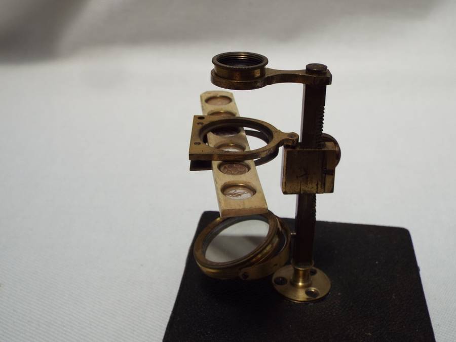 A rare Ellis Aquatic type botanical field microscope circa 1780-1810. Ref.MA/37