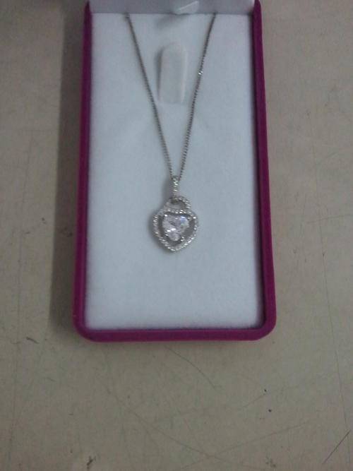 Stunning 925 Chain + Heart Pendant