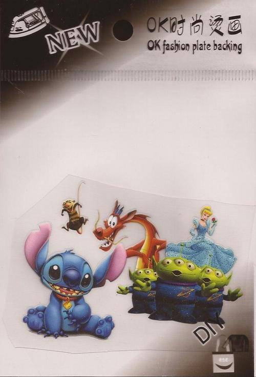 Iron - on sticker -  Various Disney characters ( 1 )