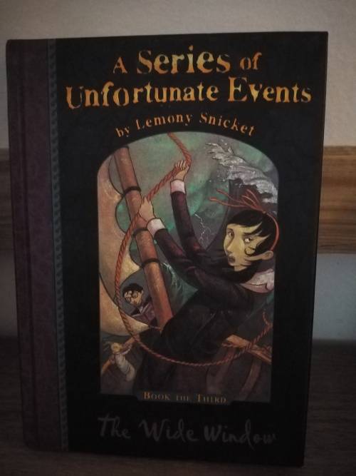 A series of unfortunate events by Lemony Snicket