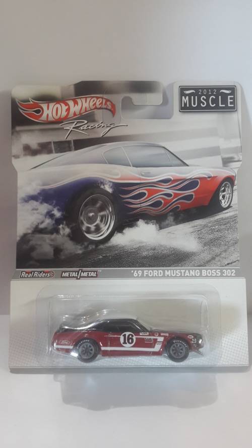 HOT WHEELS Racing 69 FORD MUSTANG BOSS 302 WITH REAL RIDERS