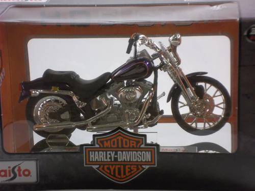 MAISTO 1/18 Harley-Davidson 2001 FXSTS Springer Softail