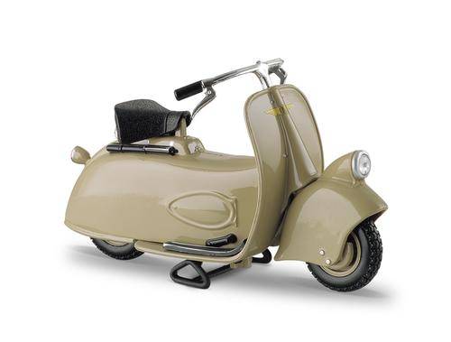 MAISTO 1/18 Vespa MP5 Paperino 1945
