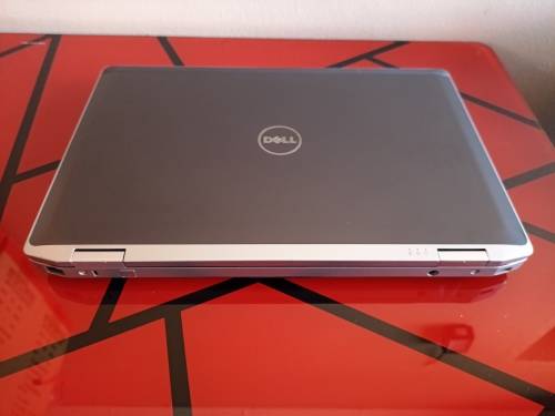 Dell Latitude E6530 | Intel Core i5-3320M | 500GB HHD | 8GB RAM | 15.6 Inch Laptop