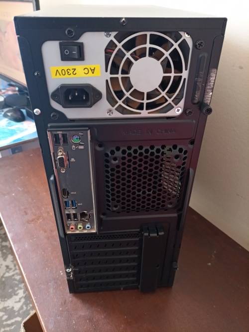 Desktop Computer (Intel Pentium Gold G5400, 8th Gen | 120GB SSD | 8GB DDR4 RAM)
