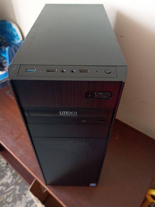 Desktop Computer (Intel Pentium Gold G5400, 8th Gen | 120GB SSD | 8GB DDR4 RAM)