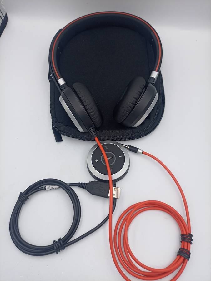 Jabra Evolve 40 UC Professional Wired Headset