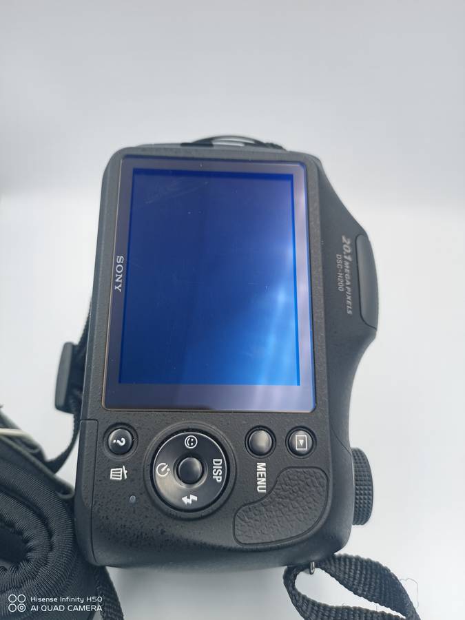 Sony Cyber-Shot DSC-H200 - Digital Camera (20.1 PM, 26x Optical Zoom, HD Movie 720 and 3-Inch LCD)