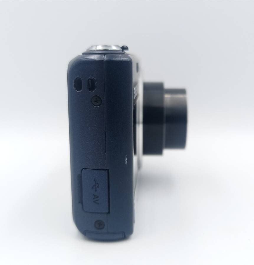 Samsung DV150F 16.2MP Smart WiFi Digital Camera