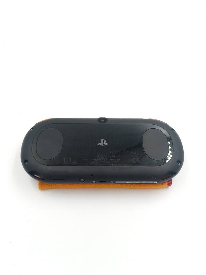 PS Vita PlayStation Model PCH-2016 - Slim Edition