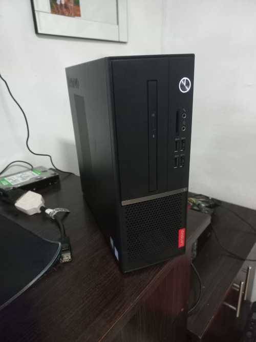 Lenovo V530s i3 9100, Samsung EVO 860 250gig ssd, 8gig ram, hdmi/vga/dp