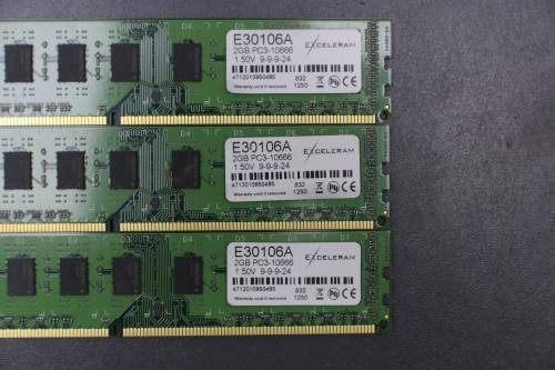 4 x 2gb ddr3 10666 (1333hz) desktop ram (single bid and shipping for all 4)