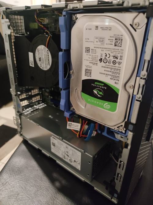 Dell OptiPlex 3060 i5 8500 Hex core 6x cores 8gb ddr4 ram 1tb hdd *Dell Warranty till Oct 2022*