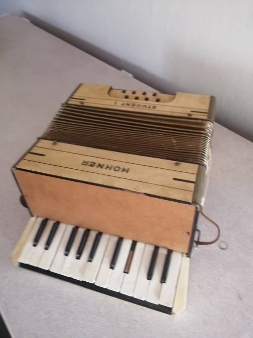 Hohner Student Concertina Piano
