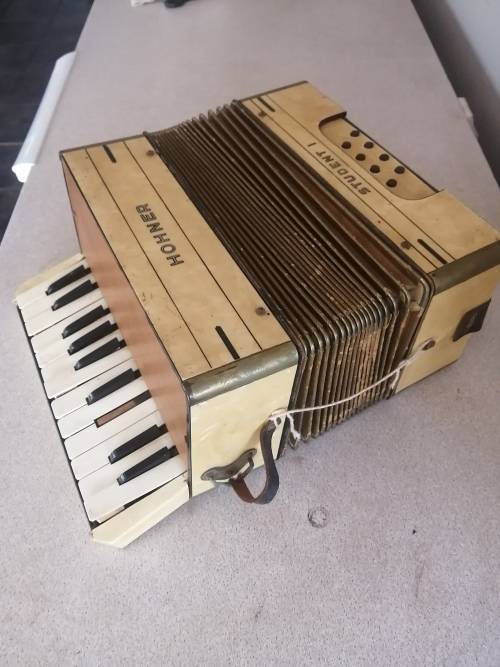 Hohner Student Concertina Piano