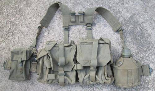 SA ARMY  WEBBING + fire bucket