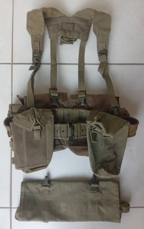 SA/RHODESIAN ARMY PAT. 64 WEBBING