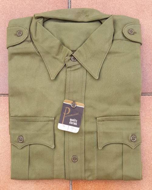 RHODESIAN ARMY OLIVE GREEN SHIRT **LARGE**