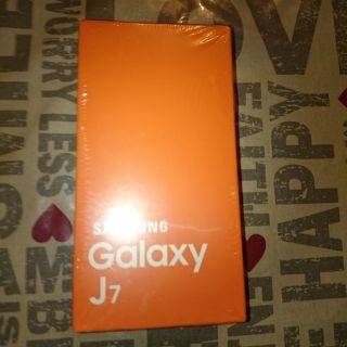 Samsung Galaxy J7 - BRANDNEW (SEALED) GOLD