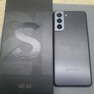 Samsung Galaxy S21 - Demo Unit ( like new )
