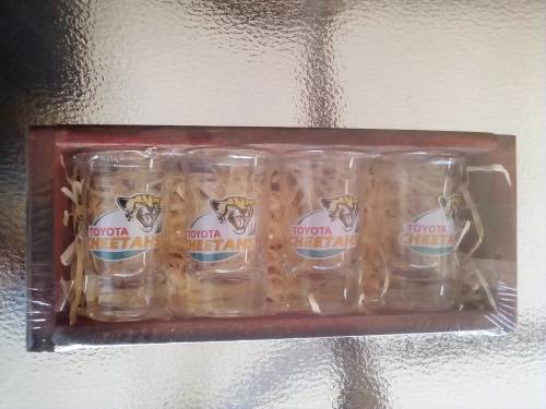 CHEETAHS RUGBY DOUBLE SHOOTER GLASSES GIFT SET. Collections are allowed.