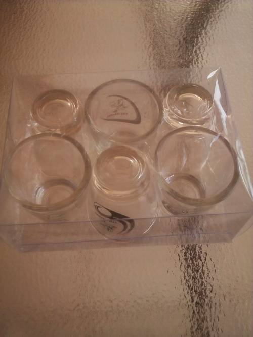 SHARKS RUGBY 6-SHOOTER GLASSES GIFT PACK. Collections are allowed.
