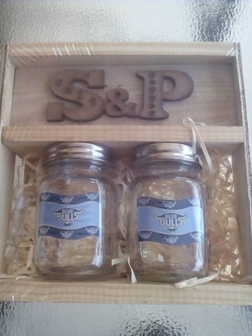 Blue Bulls Rugby Large Glass Salt & Pepper Gift Pack. Collections are allowed.