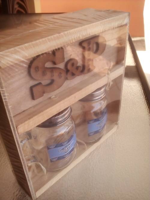 Blue Bulls Rugby Large Glass Salt & Pepper Gift Pack. Collections are allowed.