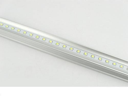 LED Tube Light 12Volts 4ft 1200mm Clear Cover. Ideal for Loadshedding. Collections Allowed