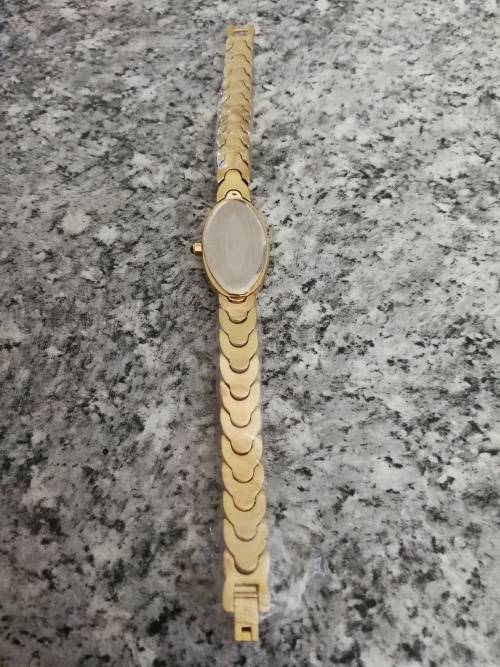 Pierre Cardin (100% Authentic) - Ladies Watch - Gold - BRAND NEW - Retails for R2499 - BRAND NEW