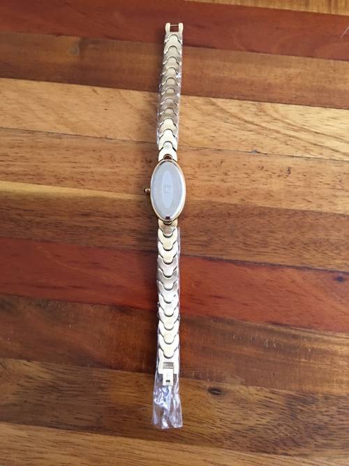 Pierre Cardin (100% Authentic) - Ladies Watch - Gold - BRAND NEW - Retails for R2499 - BRAND NEW