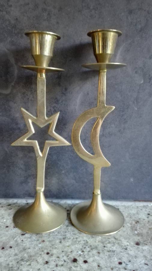 Pair of brass candlesticks - 20cm