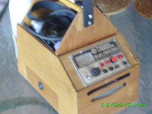Model aircraft/helicopter flight box with model stand and all necessary equipment