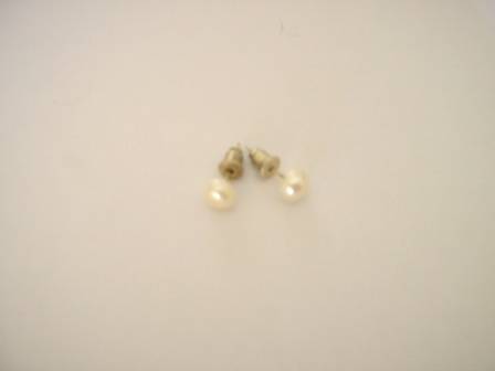 Genuine cream fresh water pearl earrings