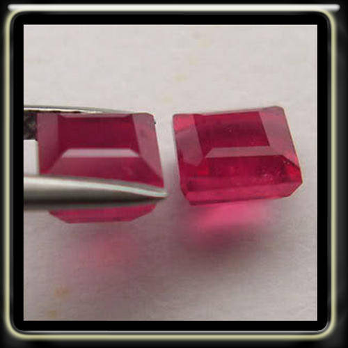 RADIANT 0.60CT A PAIR OF NATURAL SQUARE RED PINK RUBIES, BEAUTIFULL GEMSTONES