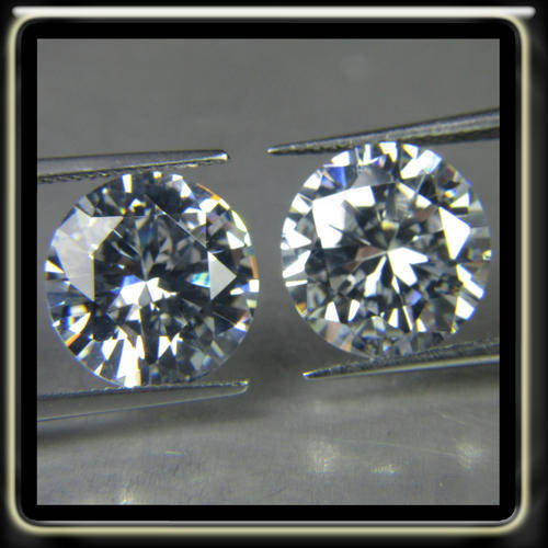 RADIANT 1.78CT BTILLIANT ROUND PAIR DIAMOND SIMULANTS WITH BEAUTIFULL LUSTRE