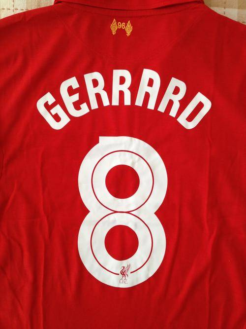 **AUTHENTIC**LIVERPOOL 12/13-GERRARD- EUROPA LEAGUE-LARGE