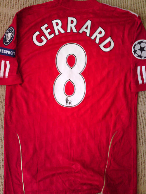 5 TIMES WINNERS-LIVERPOOL CHAMPIONS LEAGUE SHIRT 2010/2012 HOME **GERRARD**MEDIUM