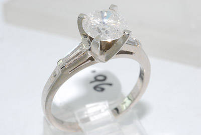 R150000 1.13CT 3-STONE DIAMOND ENGAGEMENT RING