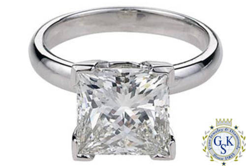CERTIFIED 0.75CT  PRINCESS DIAMOND ENGAGEMENT RING   **CERTIFICATE INCLUDED**