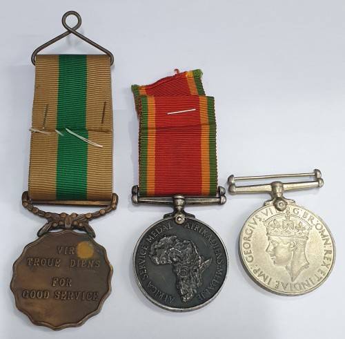 WW2 medals awarded to T T P Hendricks