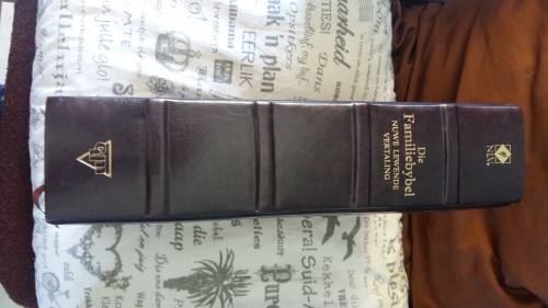 GROOT FAMILIE BYBEL SOOS NUUT