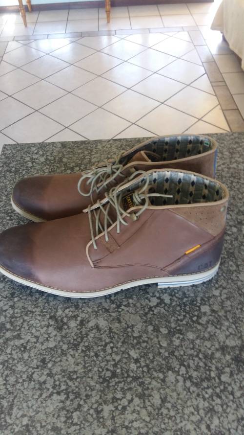 ORIGINAL CATTERPILLAR SIZE 12