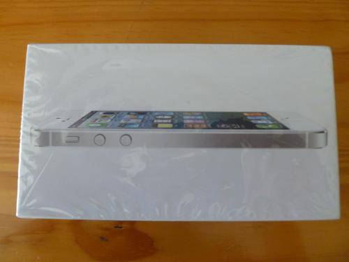 Apple iPhone 5 16GB white (free shipping)