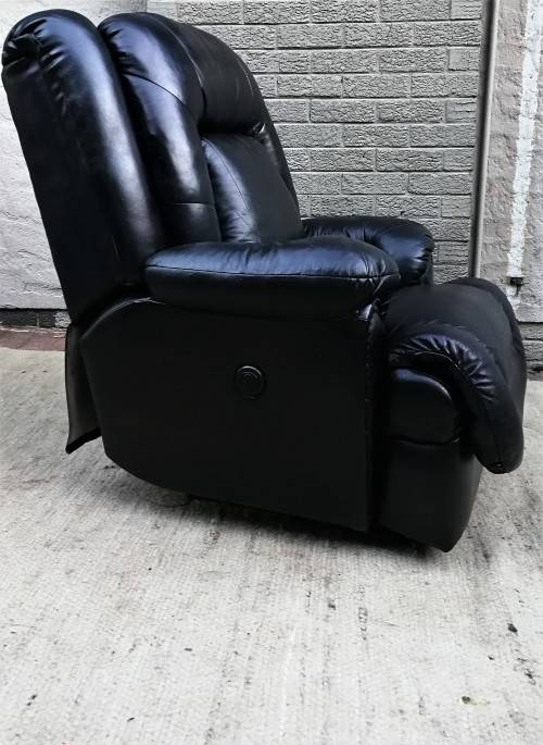 CHRISTMAS CLEARANCE SALE - GENUINE LEATHER -Superior Quality Cori-Craft Electric Single Recliner