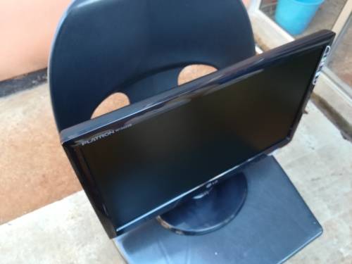 19' LG LCD Monitor