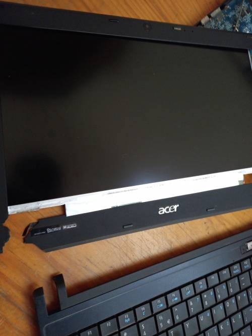 i3-350M Acer TravelMate Laptop