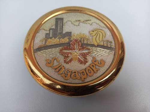 [Retail: R3500] Stunning 24K Gold Edged Singapore Chokin | Artwork Engraved In Japan