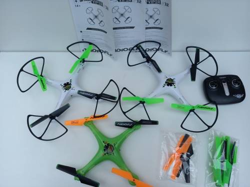 [Retail: R3500] 3 Drones | Space Viper Drone Stock Clearance | 1 Remote | 11 Extra Blades