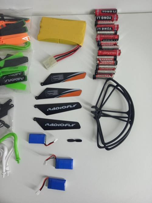 [New Year Deal | Over R5000] Bulk Helicopters | Remotes | Blades | Batteries + Tons More!!!!